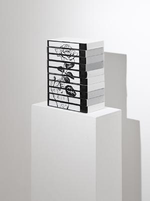 ローズは左の手で